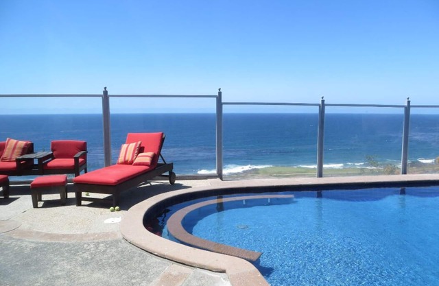 Spectacular Custom Home with Pool/Jacuzzi in Bajamar Ocean Front Golf Resort