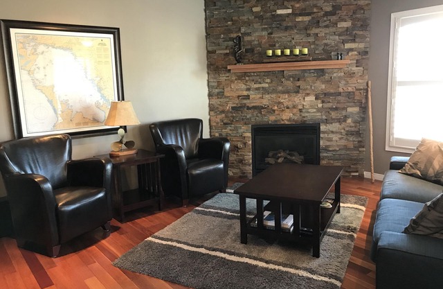 Spectacular Lighthouse Point Waterfront Condo