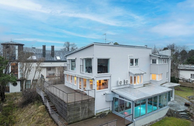 Spectacular Villa - Pool, Sauna & Magical Lake View
