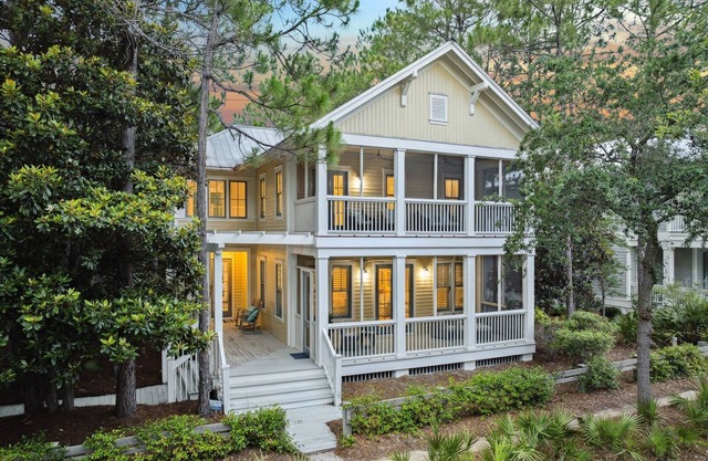 Spend Fall with Us! Sunshine & Saltwater - Outdoor Kitchen! 6 Seater Low-Speed Vehicle!