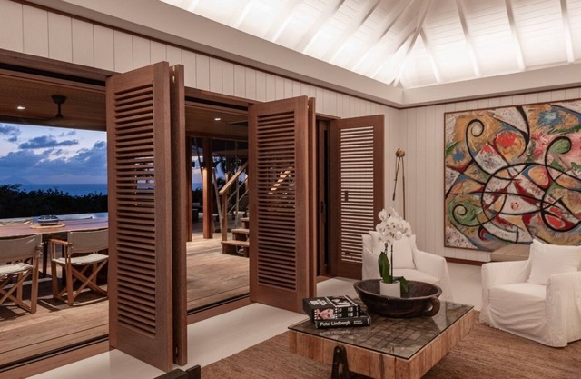 Splendid 6 BDRM Luxury Villa w Jacuzzi and BBQ