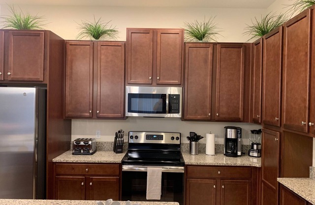 Splendid Four Bedroom Home w/Pool @Festival 154