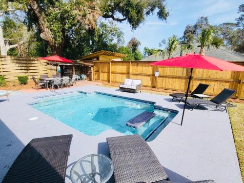 Splish Splash Cottage - 112 Toluca Lane