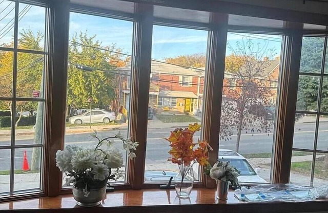 Spontaneous Apartment
