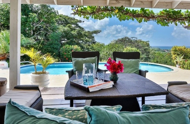 Sprawling three bedroom villa - Tamarind Villa 3 Villa by RedAwning