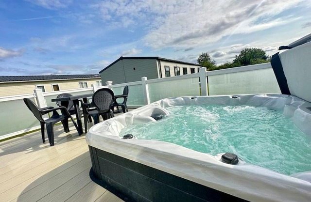 Spring View Hot tub Lodge