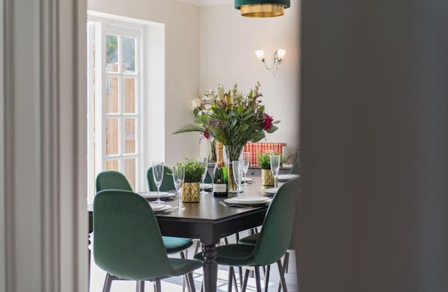 St George's - stylish family home in Sandwich
