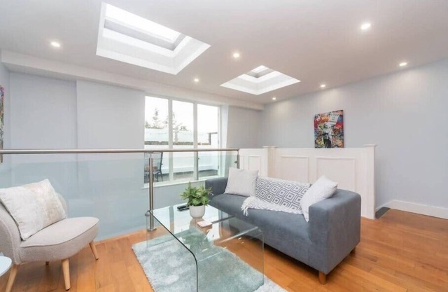 St John's Hill Duplex