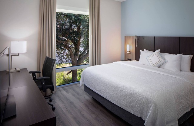 Star Suites: All the comforts of home with the convenience of a hotel.