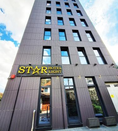 StarLight Hotel
