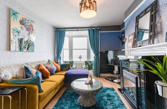 Starling View BOUTIQUE Stunning Seafront view Apartment