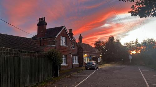 Station House-Hinton Admiral
