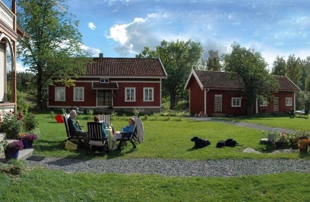 Staurheim gård