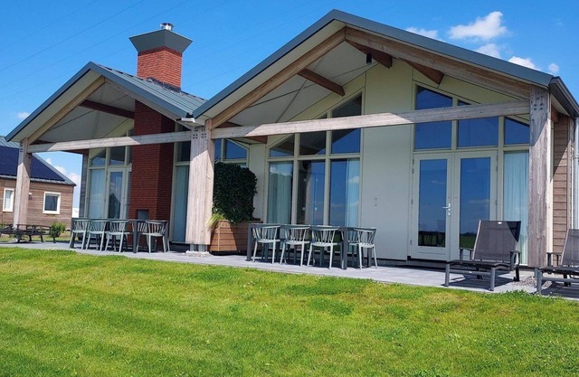 Stay at our family home, Anchor 14, which boasts panoramic and expansive views.