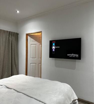Stay In Carlazo - Unlimited WiFi, Solar backup