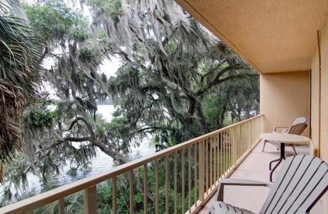 Stayable Select Gainesville