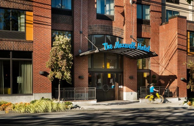 Staypineapple, The Maxwell Hotel, Seattle Center Seattle