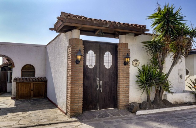 Steps To The Ocean, Surf At Las Gaviotas, 180 Whitewater Views