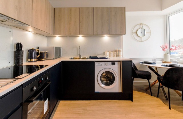 Stirling Apartments by Pay As U Stay
