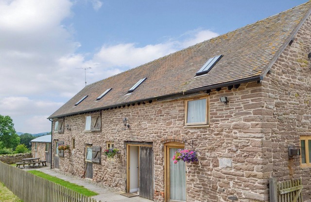 Stoke Court Farm Barn
