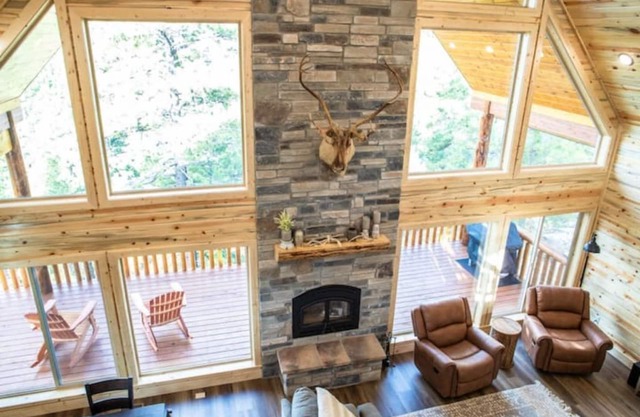 Stone Hearth Hideaway