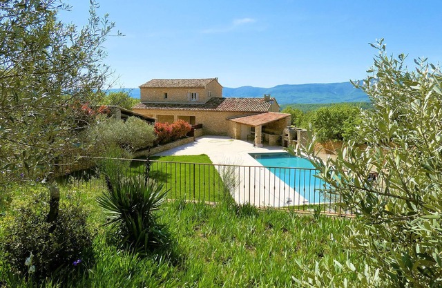 Stone house completely renovated and decorated by an architect