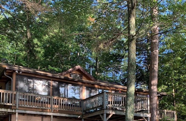 Stony Point Lake House On Lake Shishebogoma