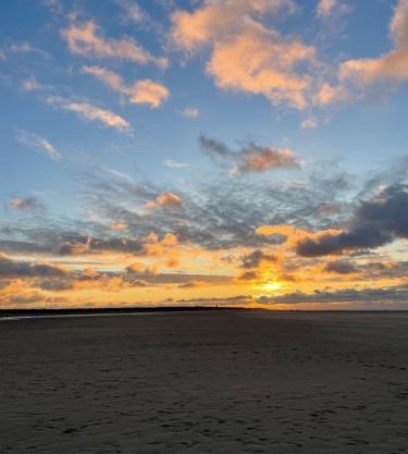 Strandhuisje Anna dicht bij de zee