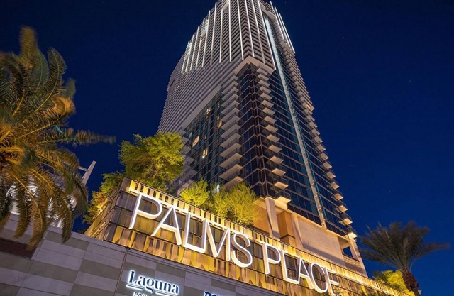 StripViewSuites at Palms Place Penthouses