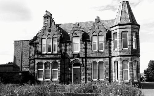 Struan House