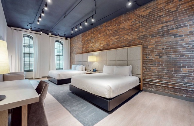 Studio 154 Luxury Hotel