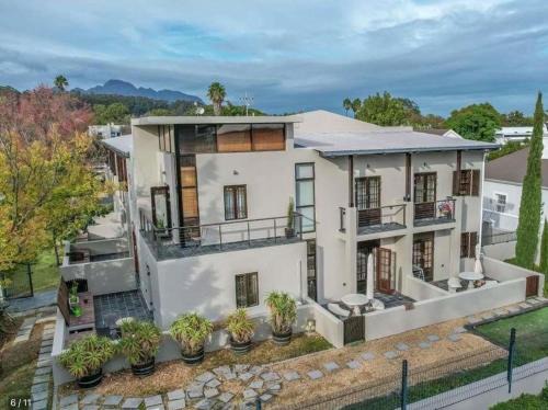 Studio 23 @ Huis Piron. The Heart of Stellenbosch.
