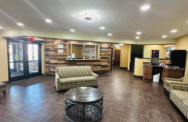 Studio 7 on Main