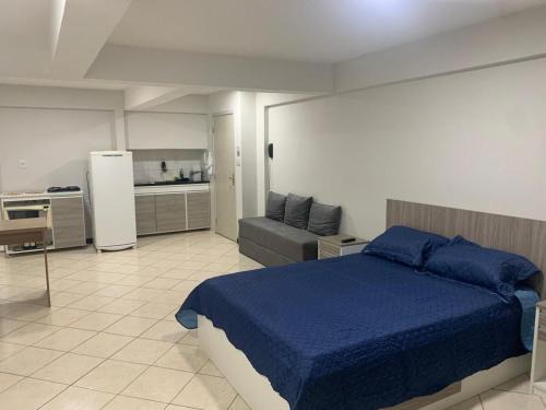 Studio amplo e aconchegante no bairro aterrado