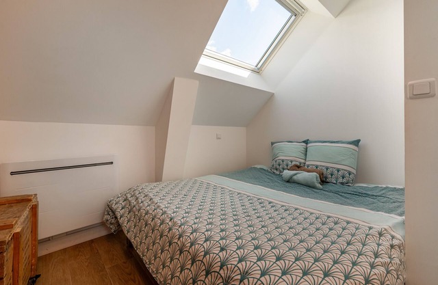 Studio Apartment 'Gwenn Ha Du' with Shared Garden and Wi-Fi