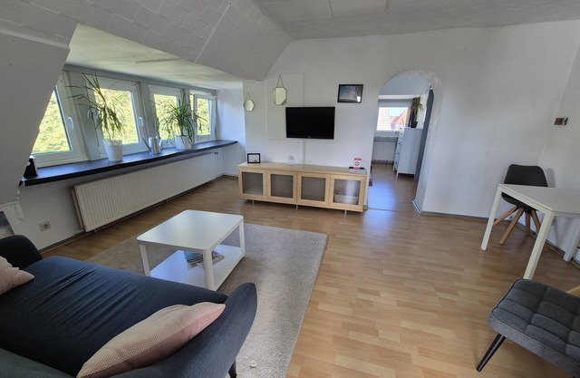 Studio-Basic-Private Bathroom-City view-Studio