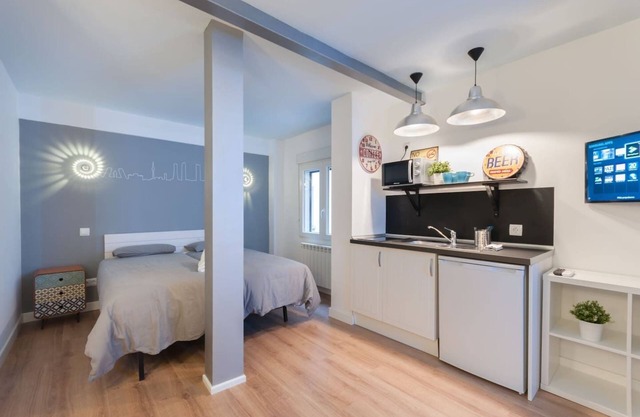 -*Studio City Centre-Atocha-Delicias-WiFi, A/C*-