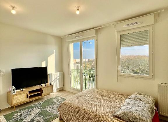 Studio cosy - 15 minutes from Paris and CDG Airport