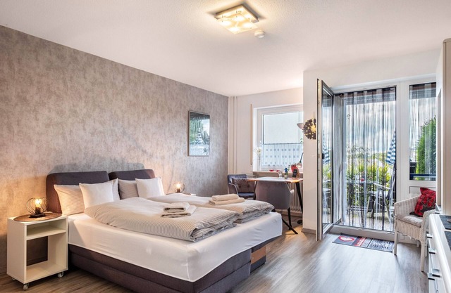 Studio 'Morgensonne' with Private Terrace and Wi-Fi
