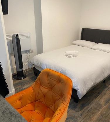 Studio Luxe on Chudleigh B