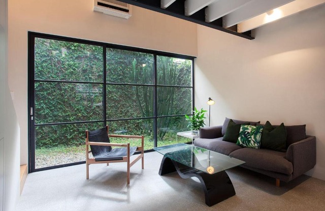 Studio Modern, Pyrmont Isyd
