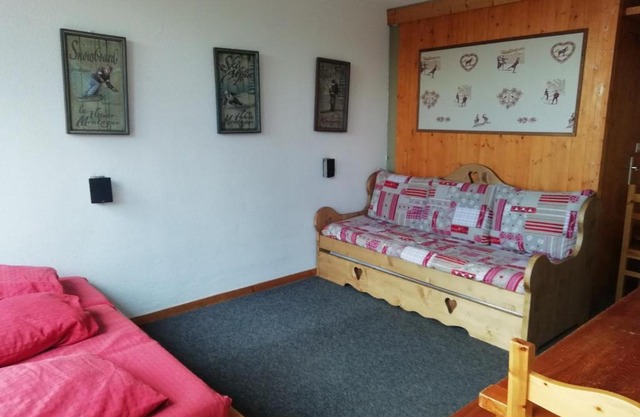 Studio spacieux à Arc 1600 avec balcon, télé, wifi et animaux acceptés - FR-1-411-454
