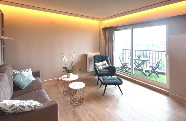 Studio Thélissa - At the foot of Metro Station Gentilly - Free parking