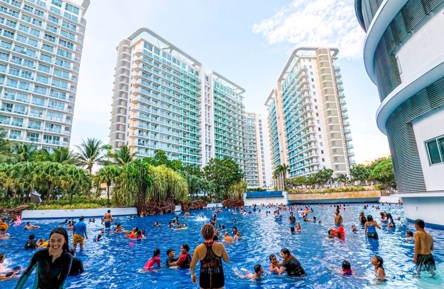 Stunning 1-bed Apartment in Paranaque