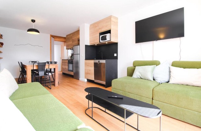 Stunning 4-bedroom apartment Flaine Foret, fully refurbished, beautiful panoramic views