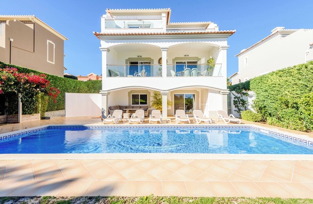 Stunning 4 Bedroom Villa located on Boavista Golf & Spa Resort, Lagos, Portugal