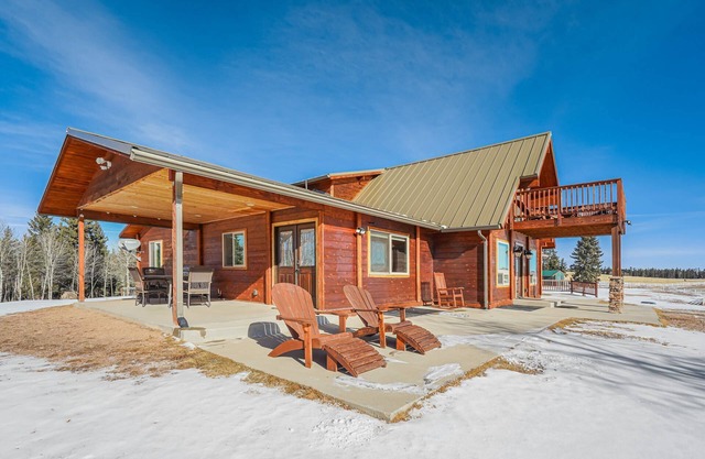 Stunning 63 Acre Private Ranch with Pike Peak Views and Space to Roam, Pets with Fee