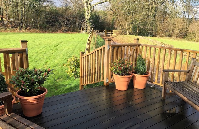 Stunning countryside cottage and location, with private garden, Devon