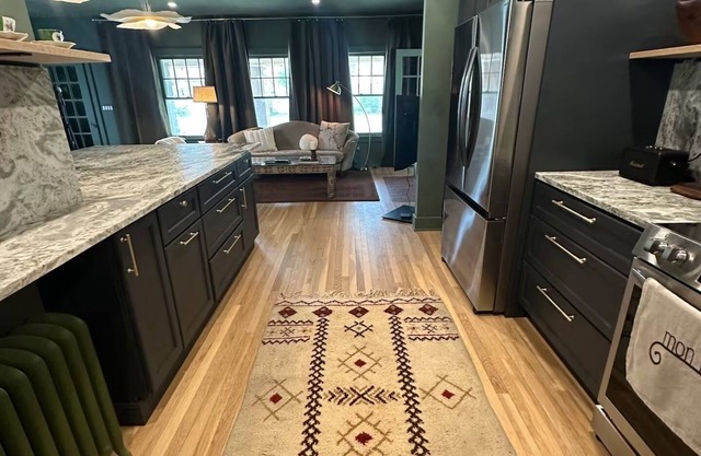 Stunning Grand 3 Floor Home in The Heights, Completely Remodeled.