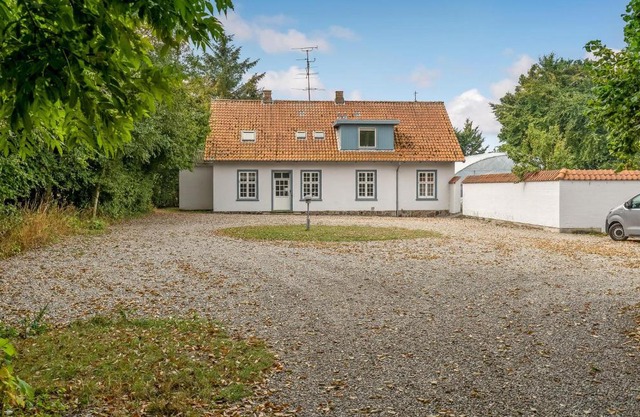 Stunning Home In Kværndrup With Wifi